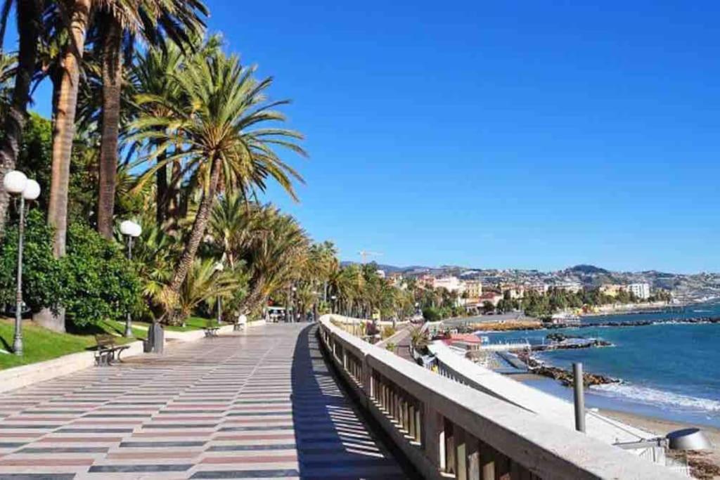Appartamento Di Charme Nel Cuore Di Sanremo Exteriér fotografie